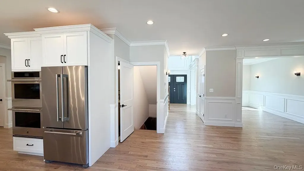 3421 Hawthorne Drive N Wantagh NY 11793