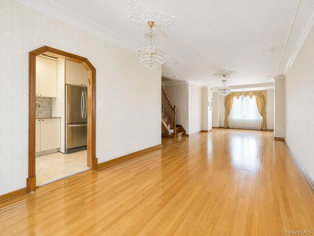 10201 62nd Road Forest Hills NY 11375