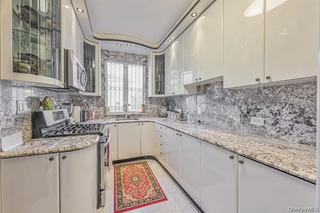 10201 62nd Road Forest Hills NY 11375