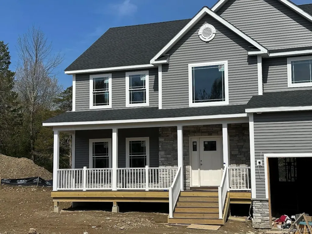 126 Steven Court Monroe NY 10950