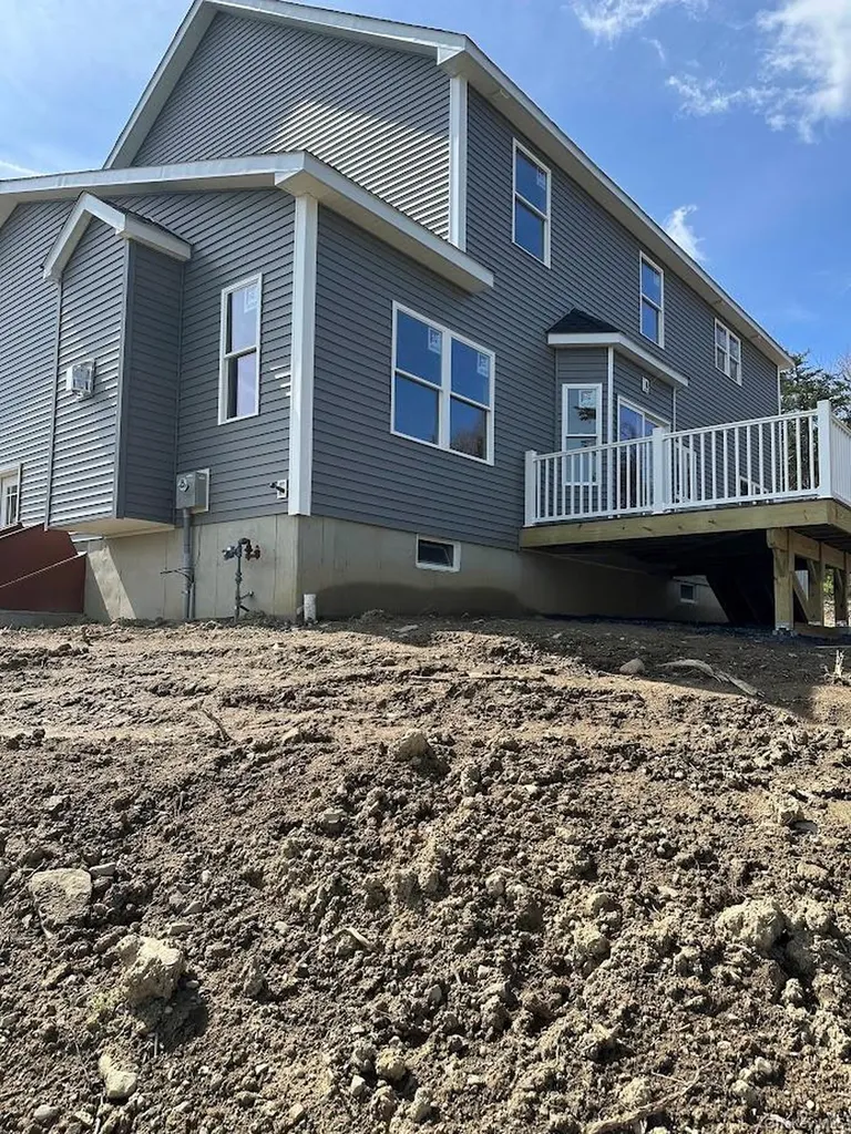 126 Steven Court Monroe NY 10950