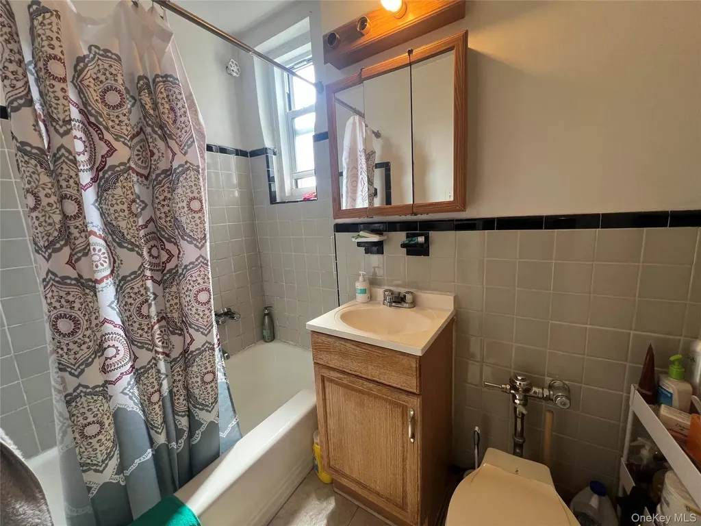 3011 Parsons Boulevard Flushing NY 11354