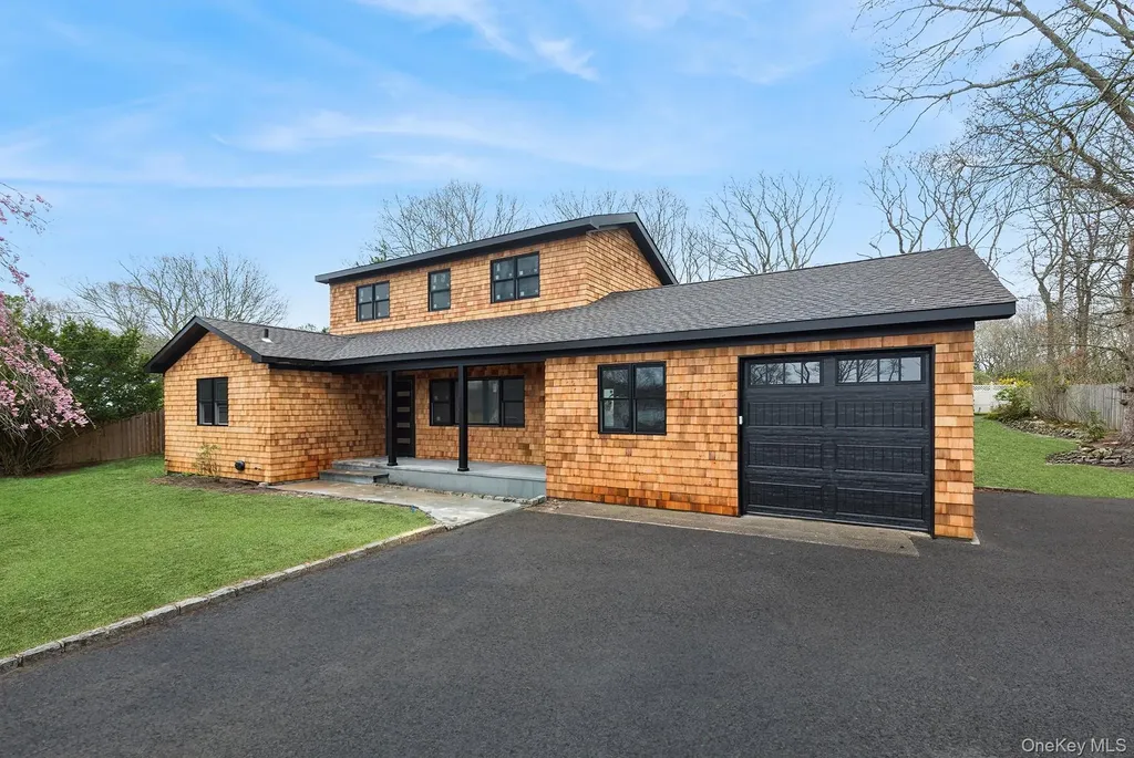 7 Mortimer Street Westhampton Beach NY 11978