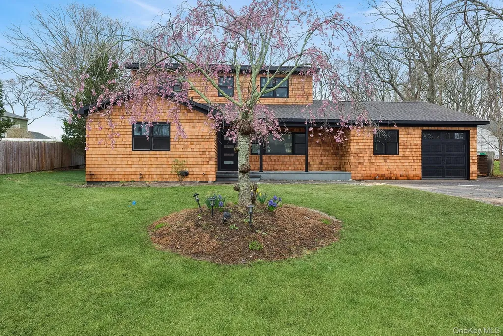 7 Mortimer Street Westhampton Beach NY 11978