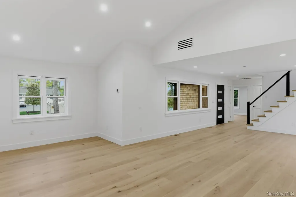 7 Mortimer Street Westhampton Beach NY 11978