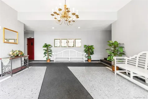 25 Lake Street White Plains NY 10604