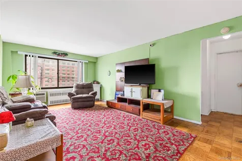 25 Lake Street White Plains NY 10604