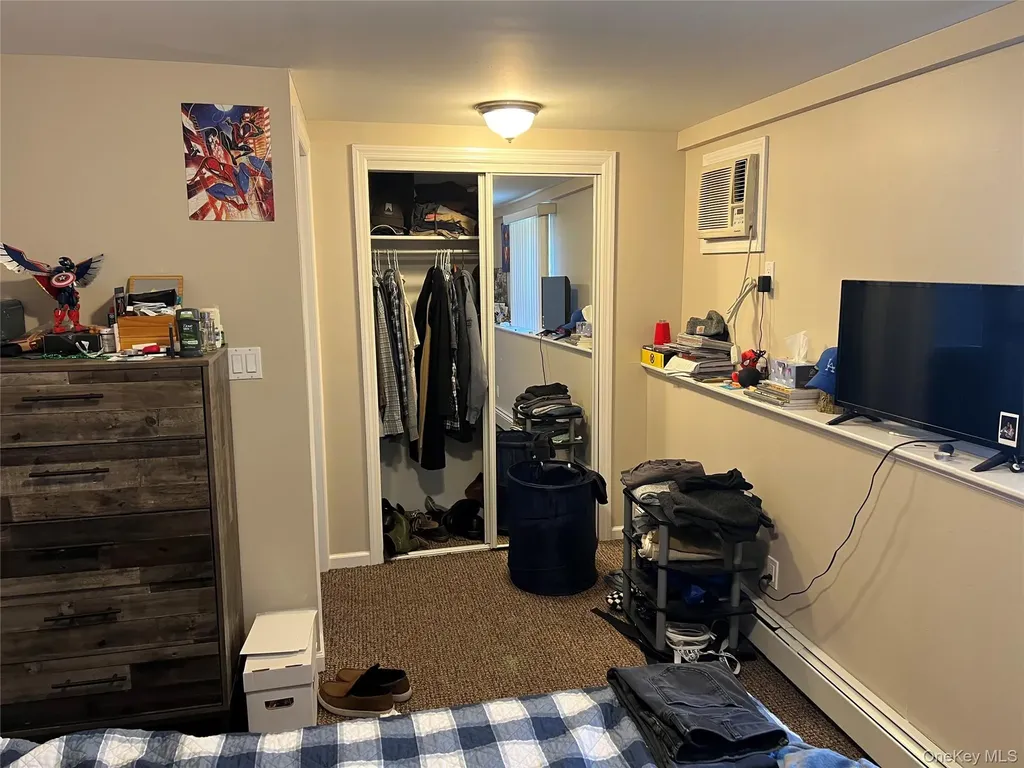 65 Thoreau Road North Babylon NY 11703