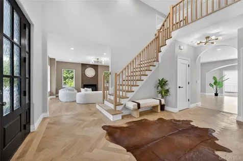 15 Ridge Drive Port Washington NY 11050