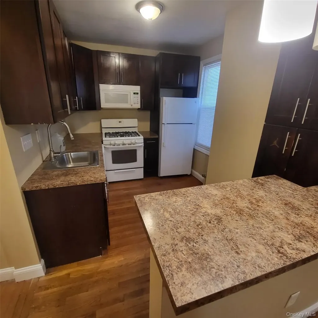 607 S 5th Avenue Mount Vernon NY 10550
