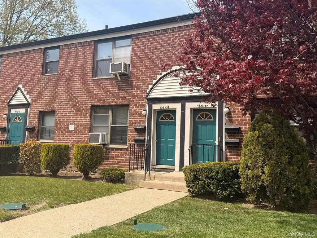 196-15 69th Avenue Fresh Meadows NY 11365