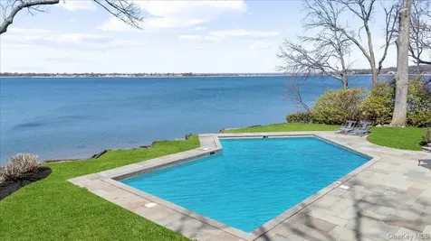 516 Centre Island Road Centre Island NY 11771