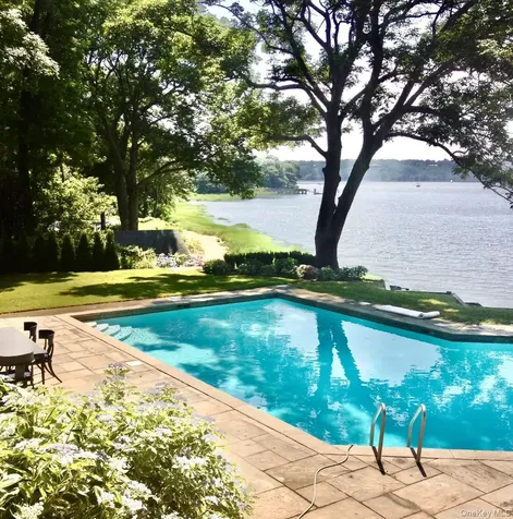 516 Centre Island Road Centre Island NY 11771