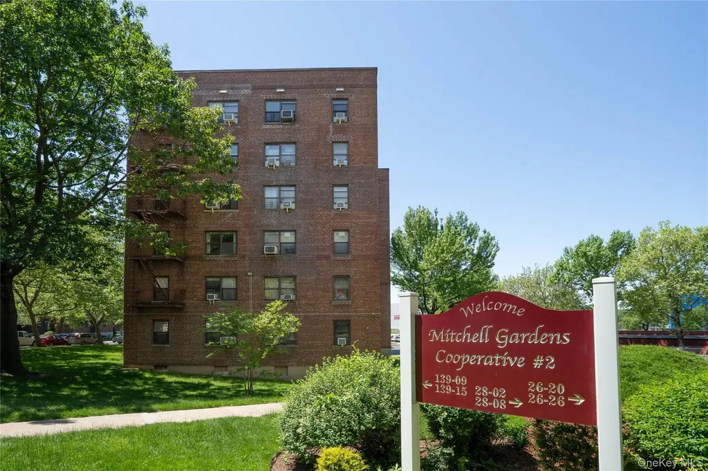 13915 28th Road Flushing NY 11354