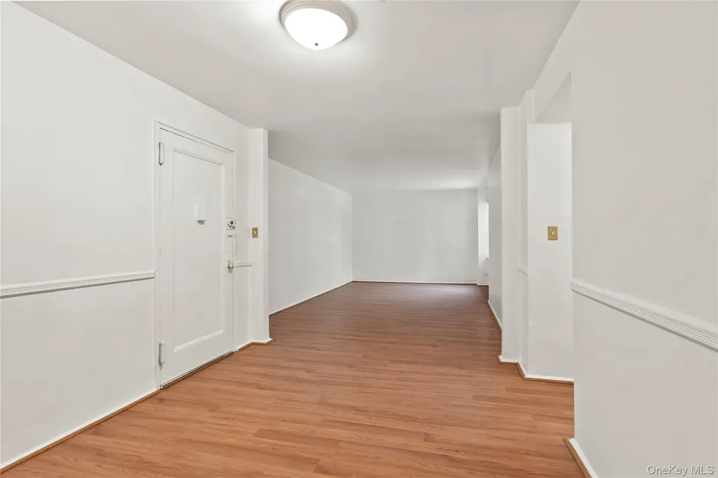 13915 28th Road Flushing NY 11354