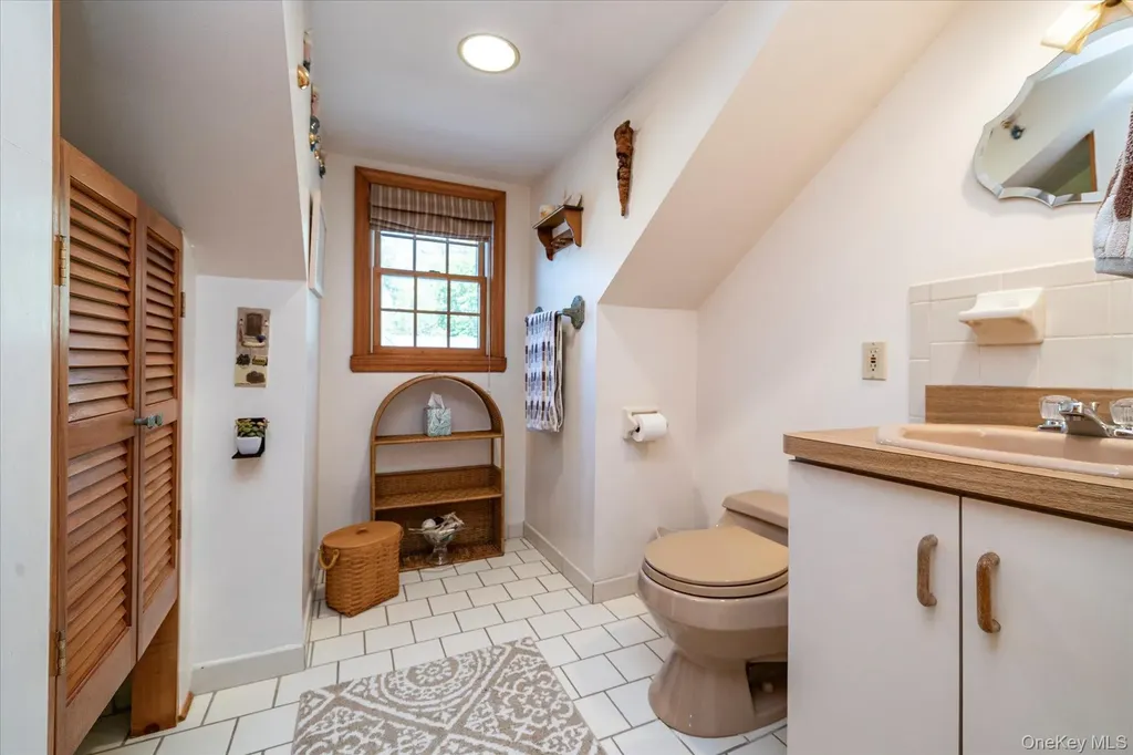 68 Broadway Malverne NY 11565