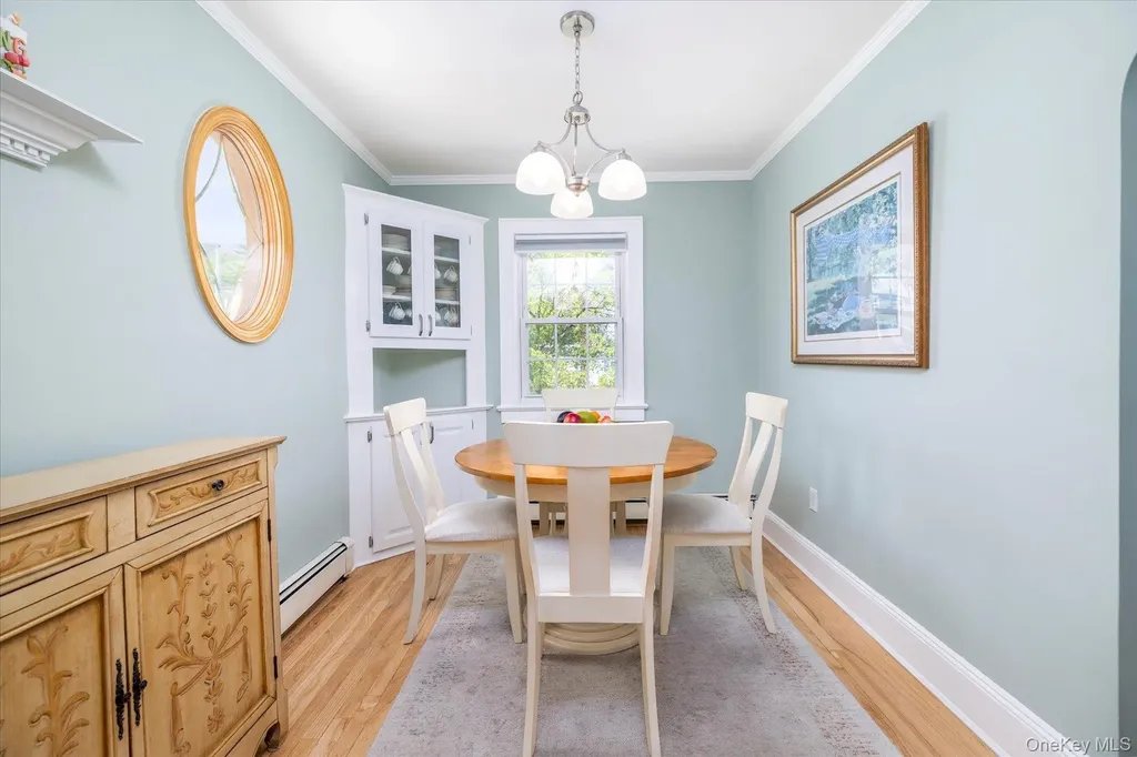 68 Broadway Malverne NY 11565