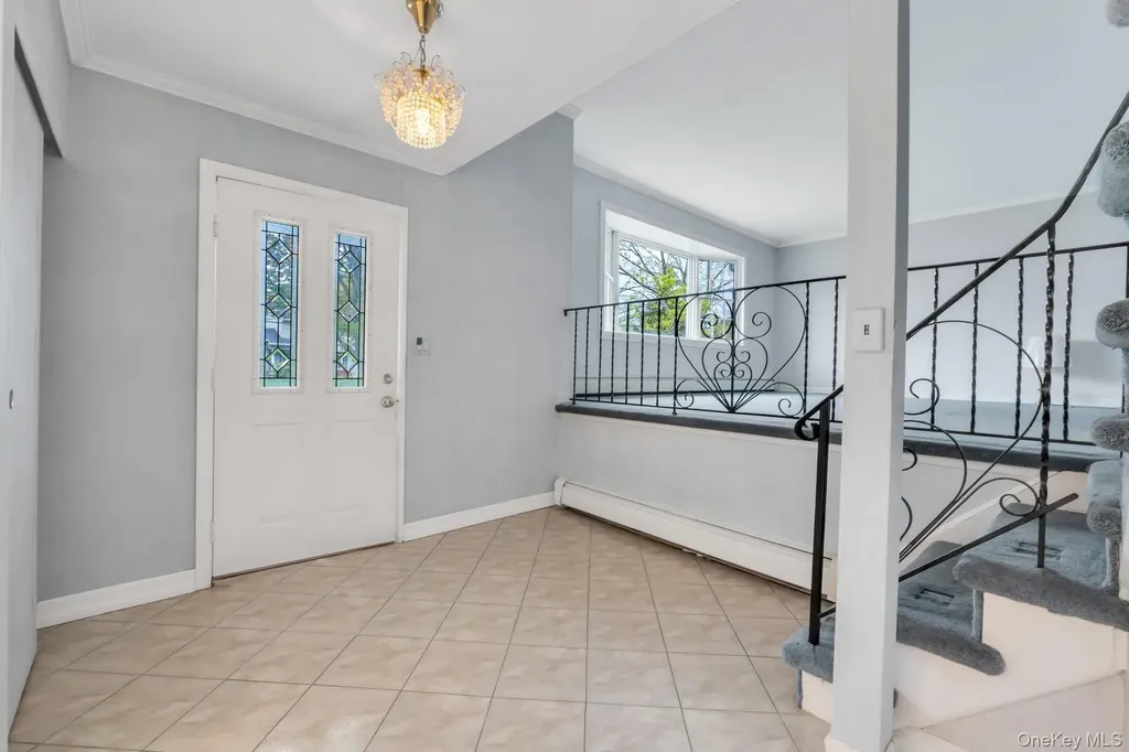 171 Nathan Drive Bohemia NY 11716
