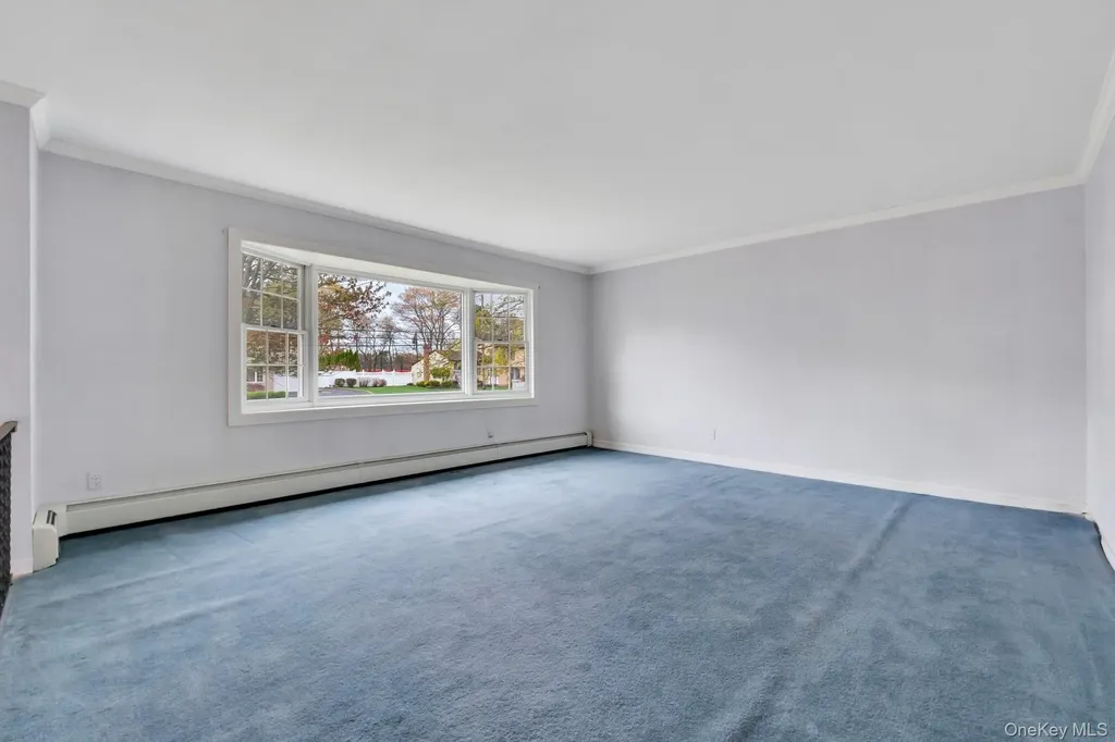 171 Nathan Drive Bohemia NY 11716
