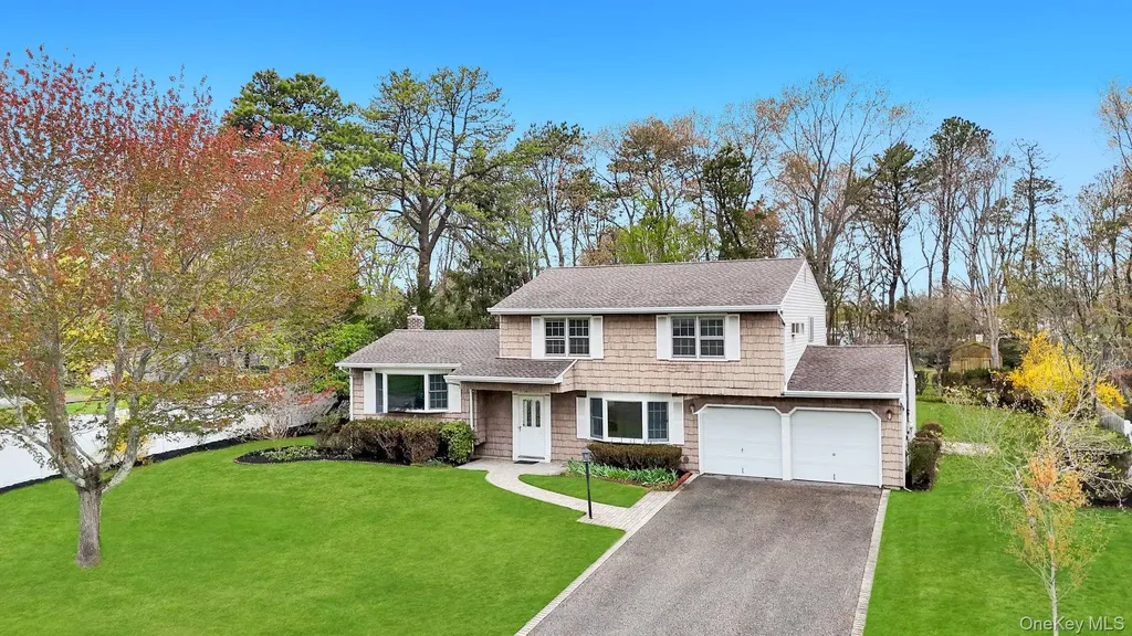 171 Nathan Drive Bohemia NY 11716