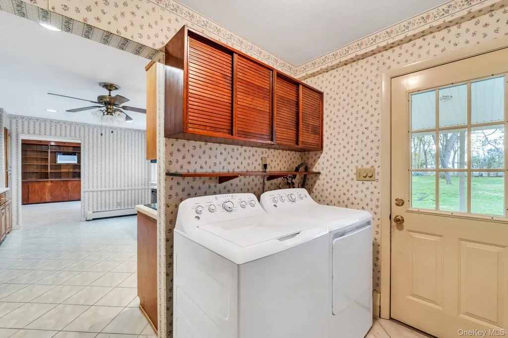 171 Nathan Drive Bohemia NY 11716