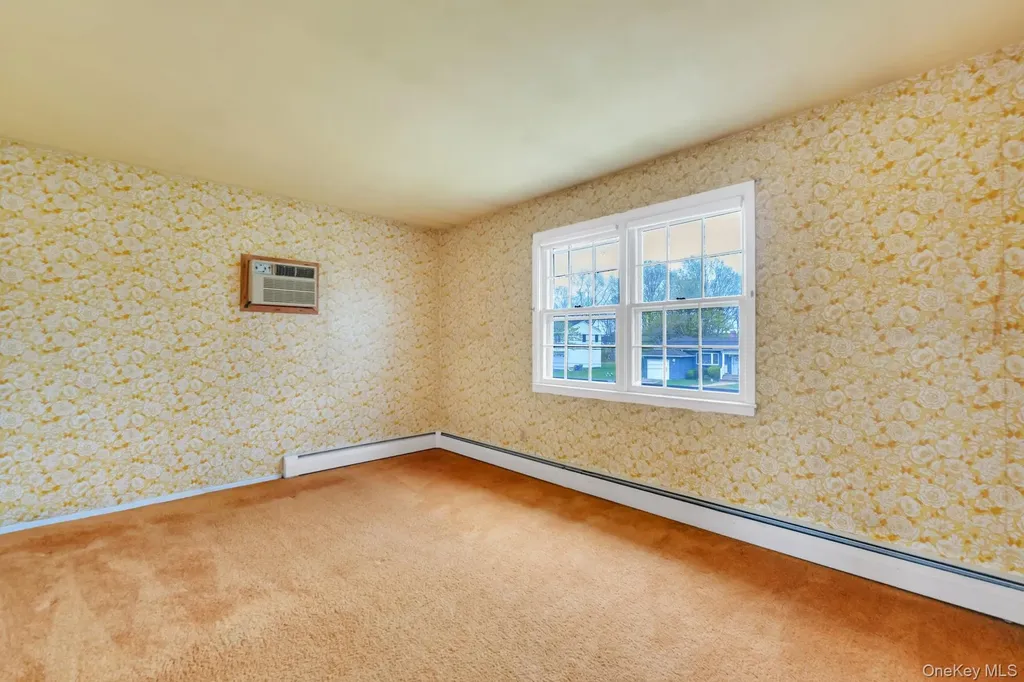 171 Nathan Drive Bohemia NY 11716