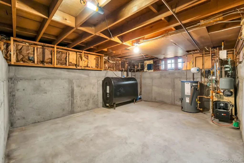 171 Nathan Drive Bohemia NY 11716