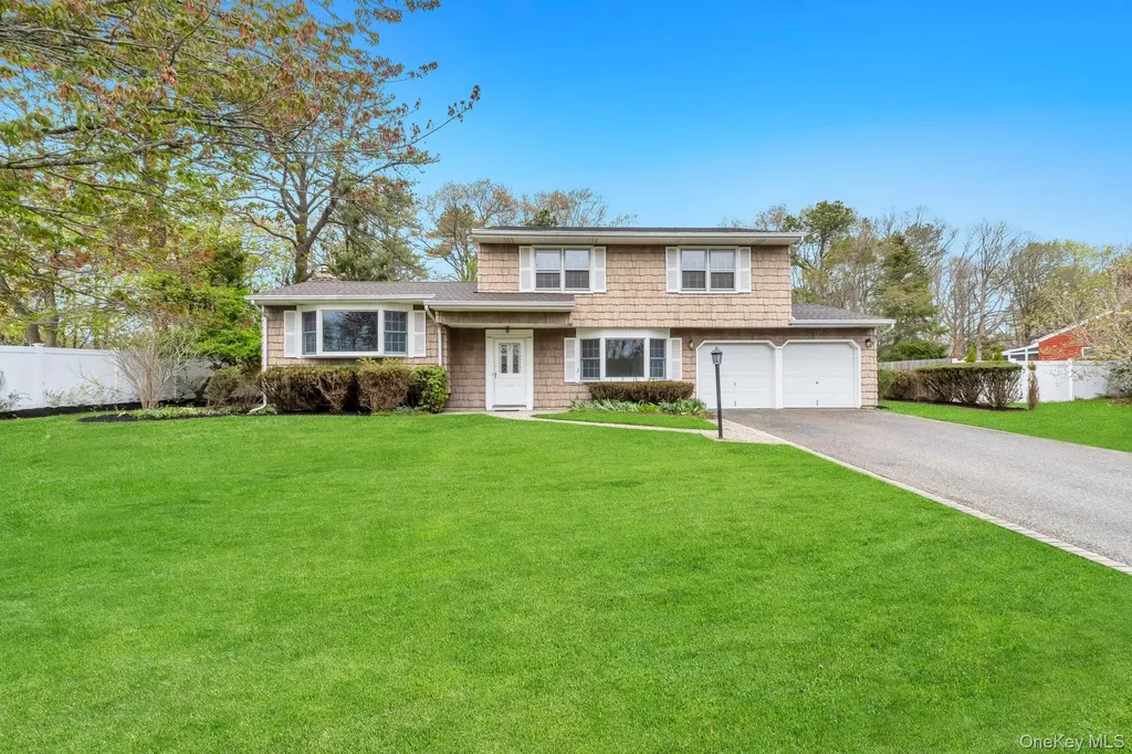 171 Nathan Drive Bohemia NY 11716
