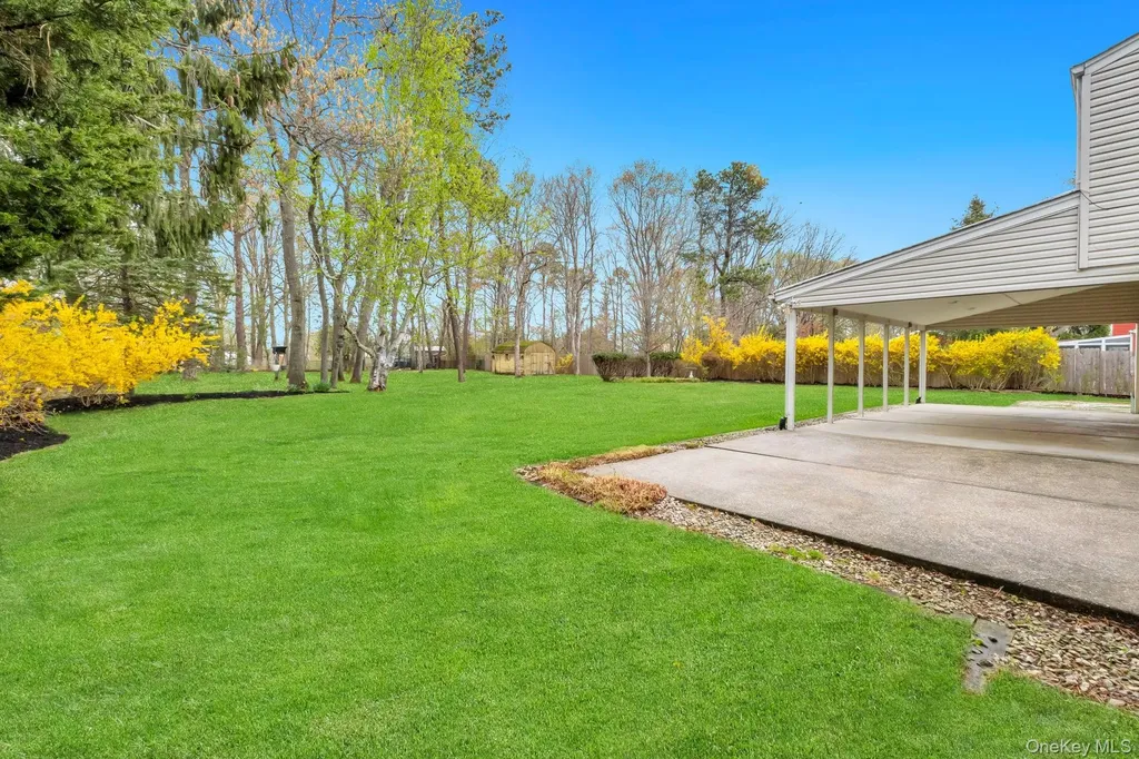 171 Nathan Drive Bohemia NY 11716