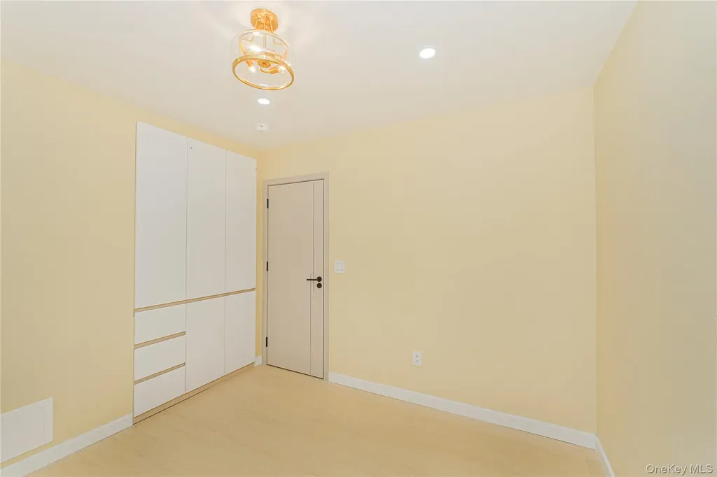 55 Beard Street Staten Island NY 10314