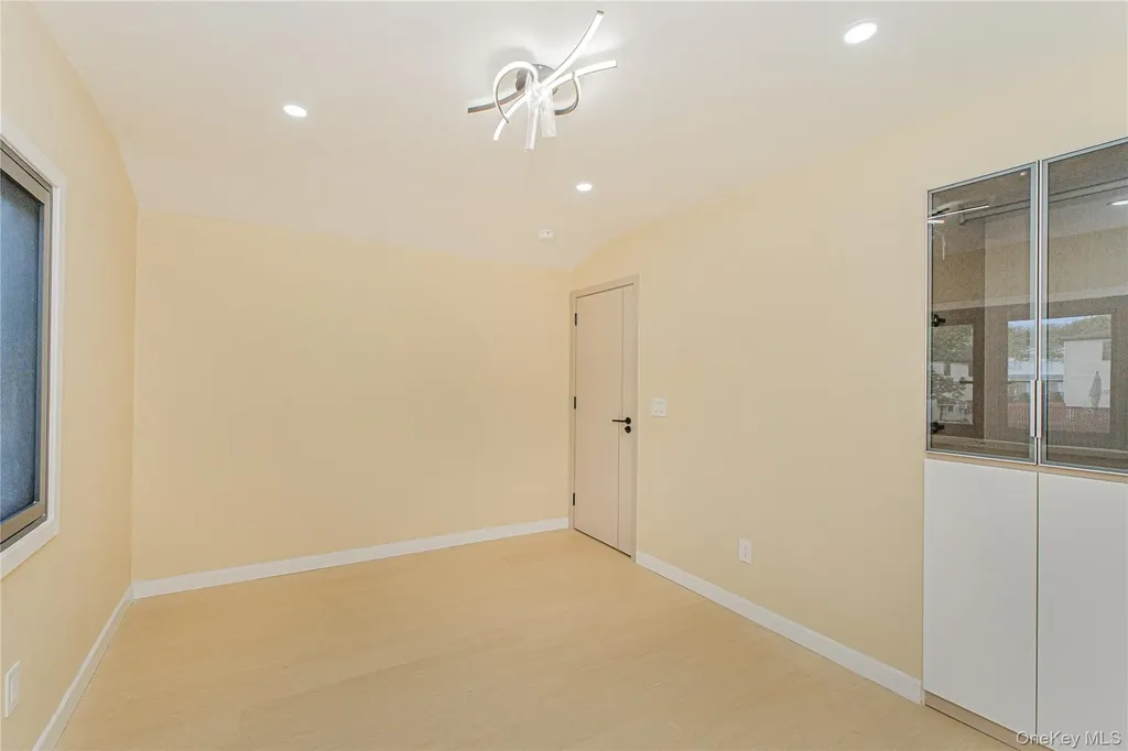 55 Beard Street Staten Island NY 10314