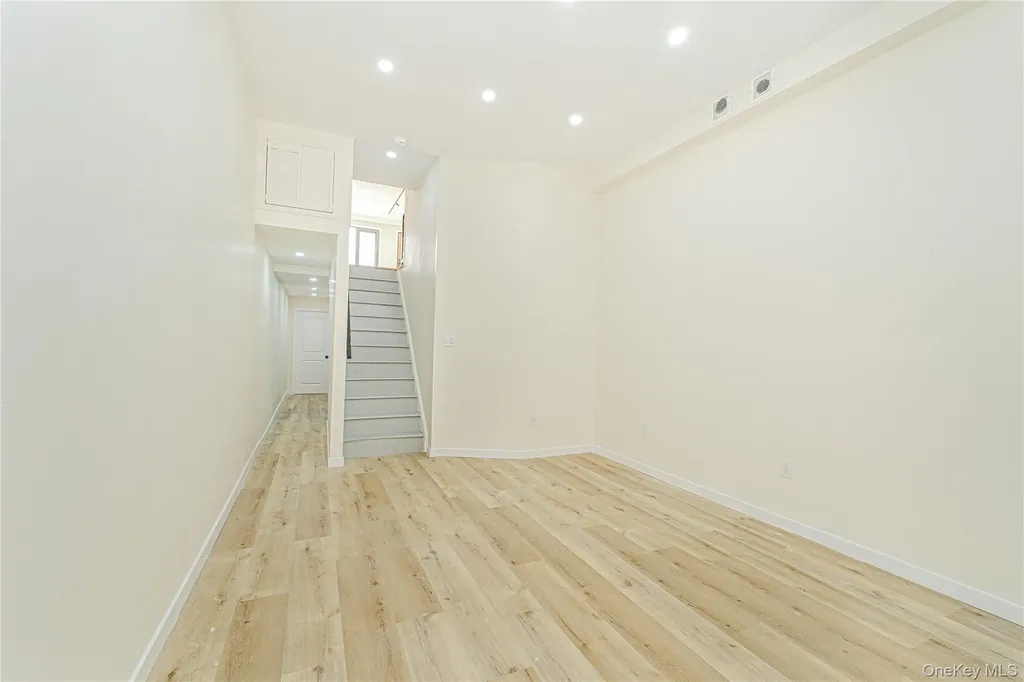 55 Beard Street Staten Island NY 10314