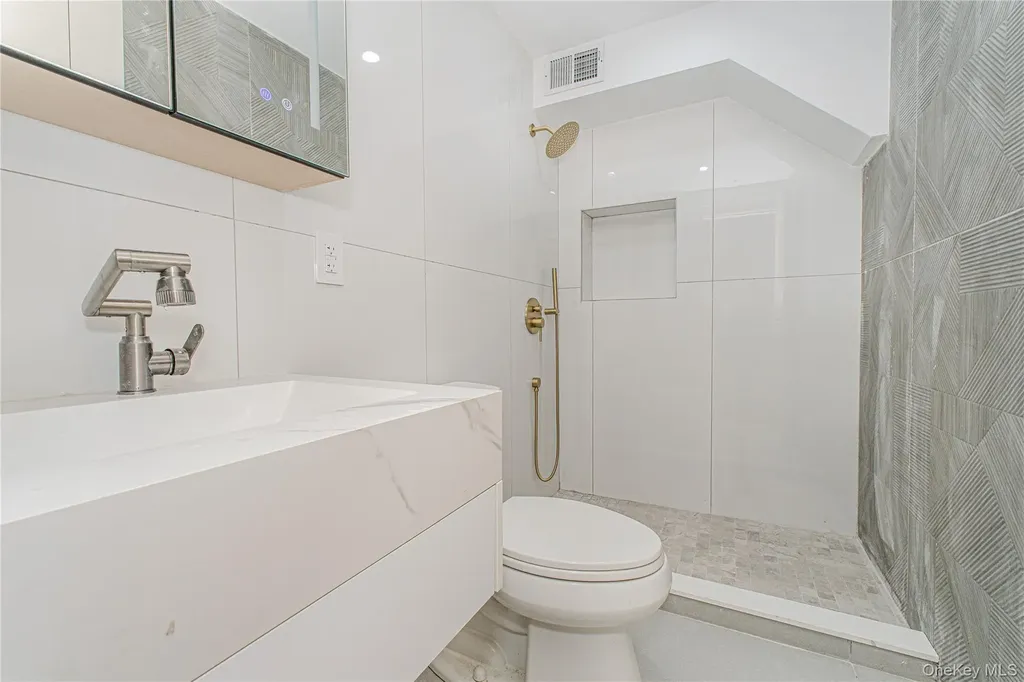 55 Beard Street Staten Island NY 10314