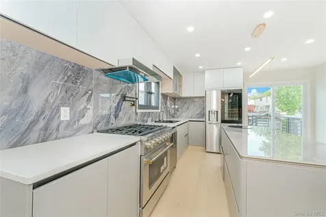 55 Beard Street Staten Island NY 10314