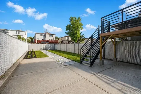 55 Beard Street Staten Island NY 10314