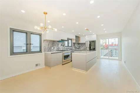 55 Beard Street Staten Island NY 10314
