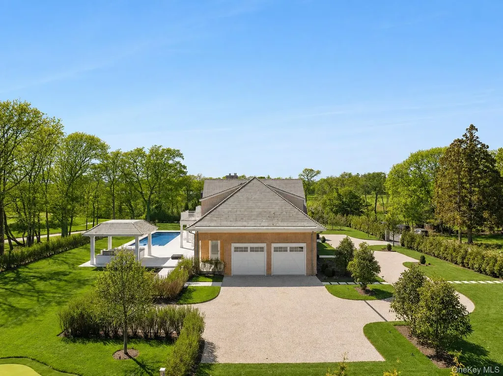 171 Oneck Lane Westhampton Beach NY 11978