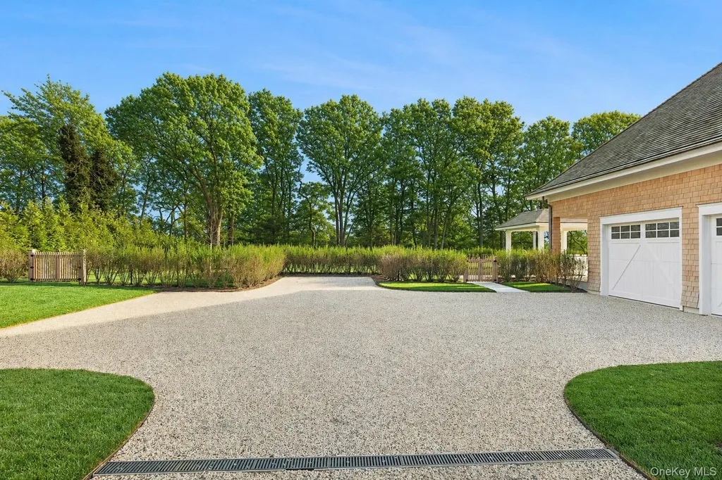 171 Oneck Lane Westhampton Beach NY 11978