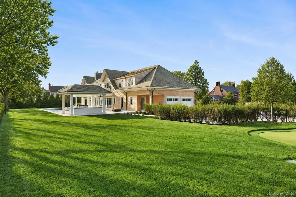 171 Oneck Lane Westhampton Beach NY 11978
