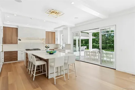 171 Oneck Lane Westhampton Beach NY 11978