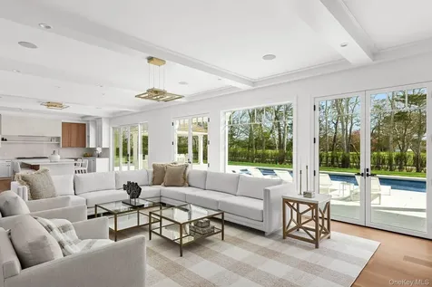 171 Oneck Lane Westhampton Beach NY 11978