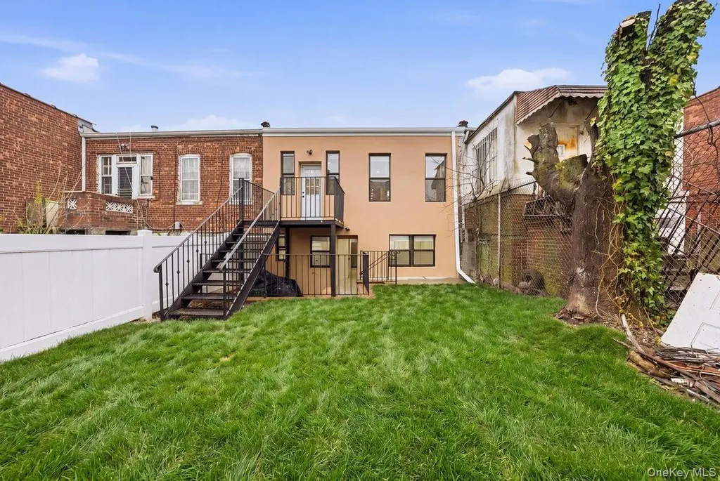 9417 Avenue B Brooklyn NY 11236