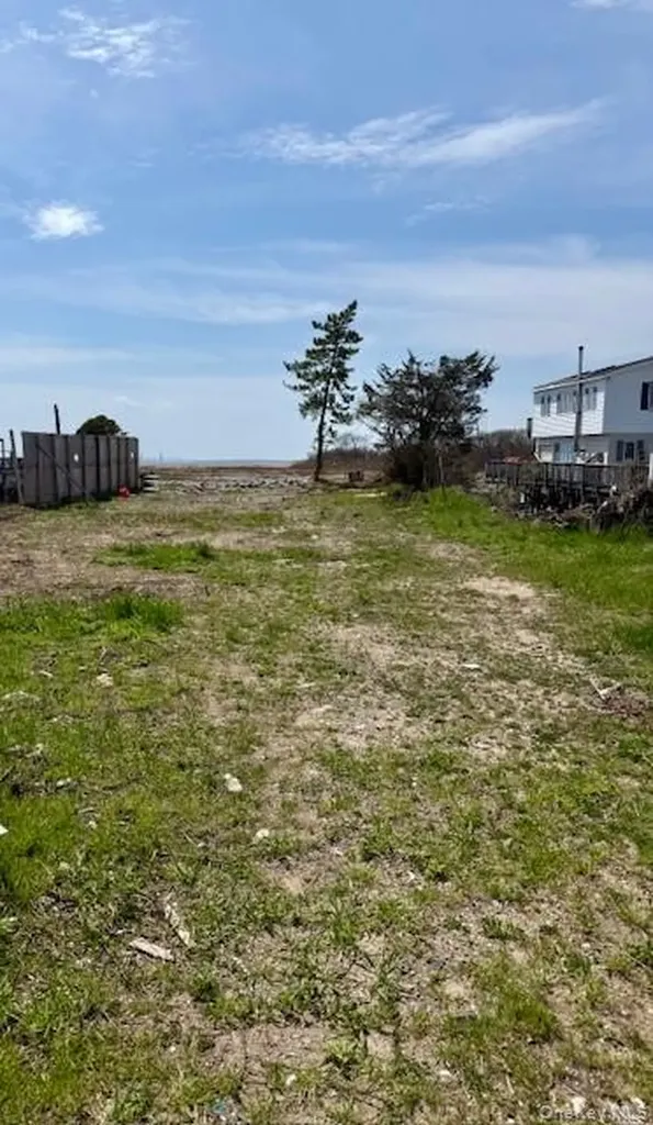 403 Cross Bay Boulevard Howard Beach NY 11693