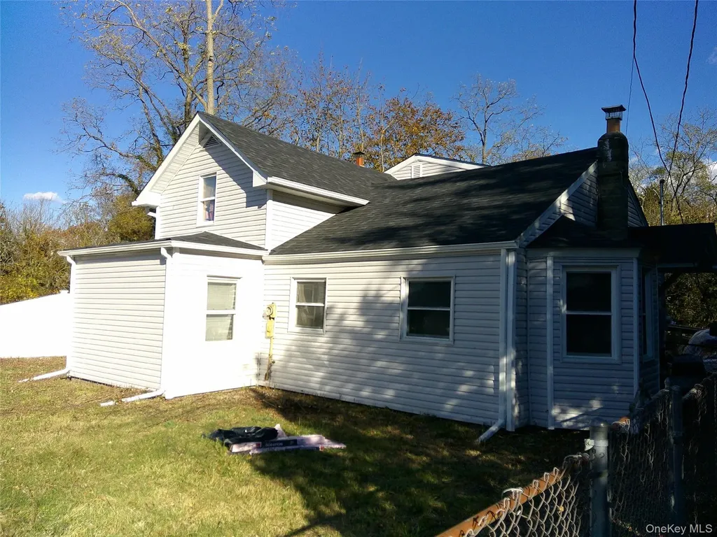 145 Conklin Avenue Patchogue NY 11772