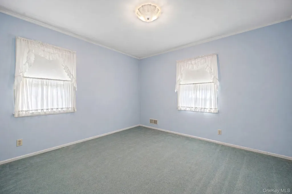 216 Doris Avenue North Bellmore NY 11710