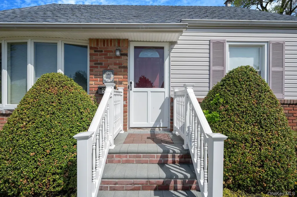 216 Doris Avenue North Bellmore NY 11710