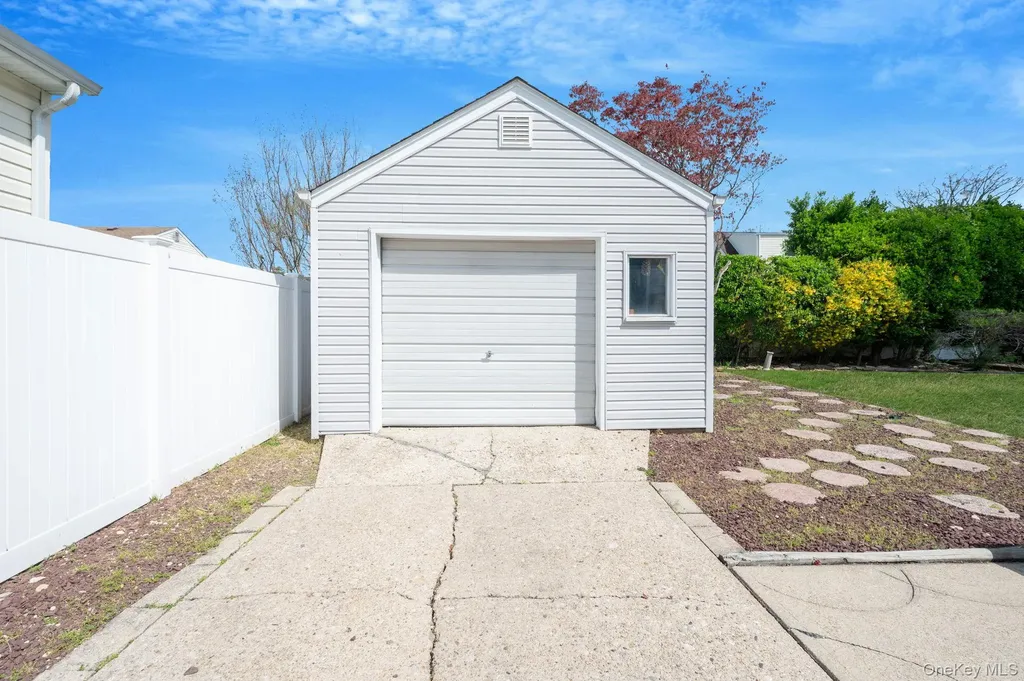 216 Doris Avenue North Bellmore NY 11710