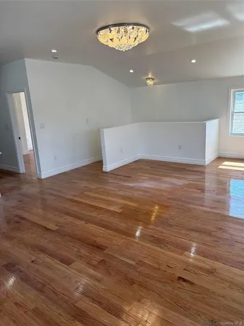 14415 226th Street Laurelton NY 11413