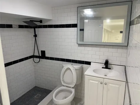 14415 226th Street Laurelton NY 11413