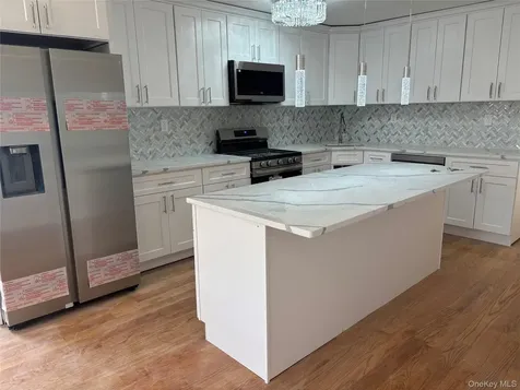 14415 226th Street Laurelton NY 11413